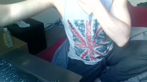 Snapshot of enoch98 chatting on 03.05.25 enoch98 online show from 03.05.25