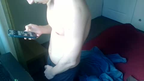 Snapshot of enoch98 chatting on 03.08.25 enoch98 online show from 03.08.25