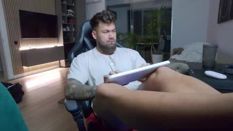 Erik online show from 03.01.25