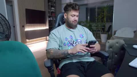 Erik online show from 03.03.25