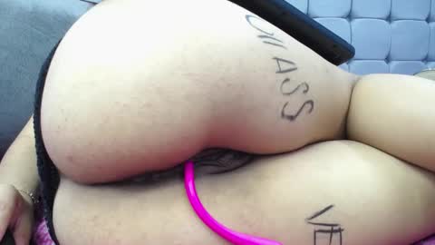 Snapshot of eny_dirty chatting on 01.28.25 Enny Dirty online show from 01.28.25
