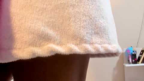 Snapshot of enyelsalas2 chatting on 02.08.25 Angela online show from 02.08.25