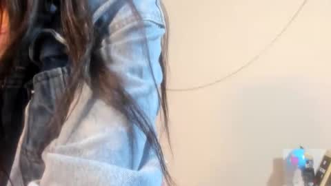 Snapshot of enyelsalas2 chatting on 02.09.25 Angela online show from 02.09.25