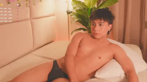 Snapshot of enyollbloss chatting on 05.24.26 Call me Sweet online show from 05.24.26