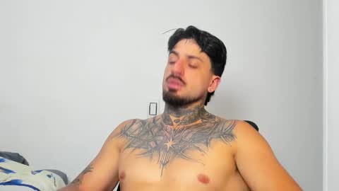 Enzo Aren online show from 11.12.25