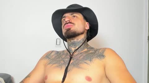 Enzo Aren online show from 11.13.25