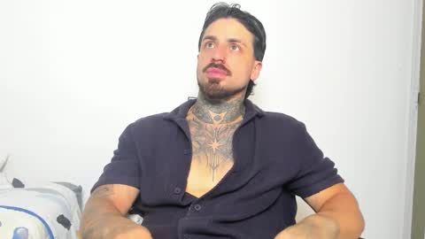 Enzo Aren online show from 11.24.25