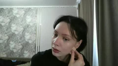 Snapshot of epifaniapaolino chatting on 02.18.26 Lucy NEXT STREAM January 5 HNY online show from 02.18.26