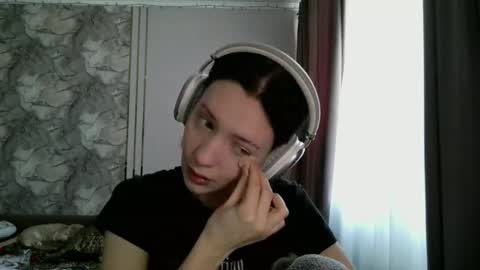 Snapshot of epifaniapaolino chatting on 02.22.26 Lucy NEXT STREAM January 5 HNY online show from 02.22.26