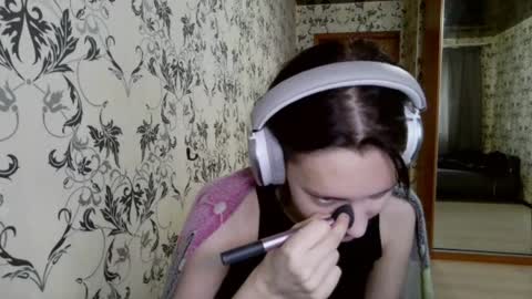 Snapshot of epifaniapaolino chatting on 04.03.26 Lucy NEXT STREAM January 5 HNY online show from 04.03.26