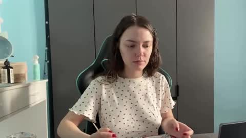 Lily online show from 02.18.26