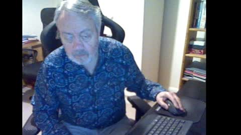 Snapshot of erasmus_d chatting on 12.14.24 erasmus_d online show from 12.14.24