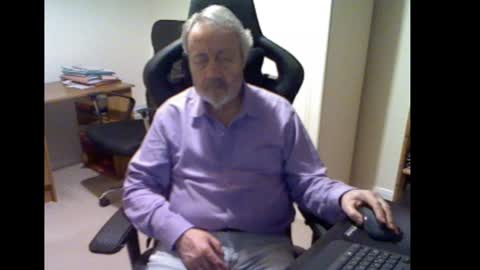 Snapshot of erasmus_d chatting on 02.08.25 erasmus_d online show from 02.08.25