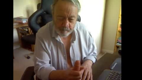 Snapshot of erasmus_d chatting on 10.01.25 erasmus_d online show from 10.01.25
