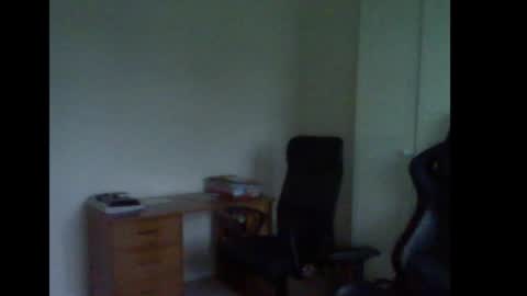 Snapshot of erasmus_d chatting on 10.03.25 erasmus_d online show from 10.03.25