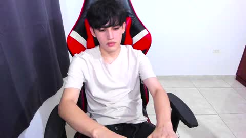 eren_tatakae online show from 01.05.25