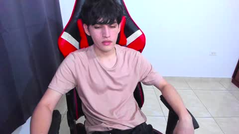 eren_tatakae online show from 01.12.25