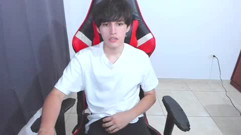 eren_tatakae online show from 10.17.25