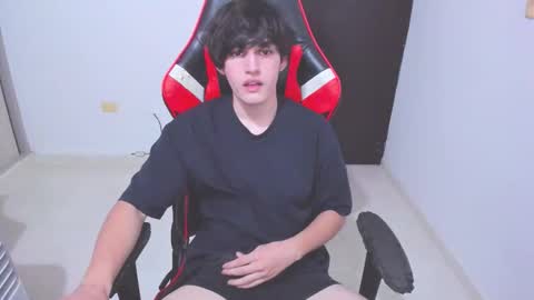 eren_tatakae online show from 11.26.25