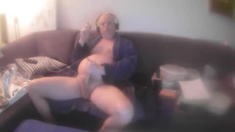 Snapshot of eric204 chatting on 03.30.26 Eric online show from 03.30.26