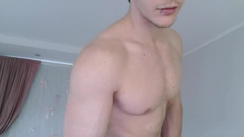 Snapshot of eric_crush chatting on 05.19.26 Eric Crush online show from 05.19.26