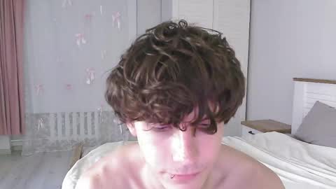Snapshot of eric_crush chatting on 05.26.26 Eric Crush online show from 05.26.26