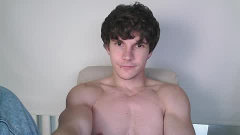 Snapshot of eric_crush chatting on 05.30.26 Eric Crush online show from 05.30.26
