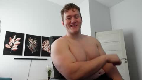 Snapshot of eric_poston chatting on 09.18.25 online show from 09.18.25