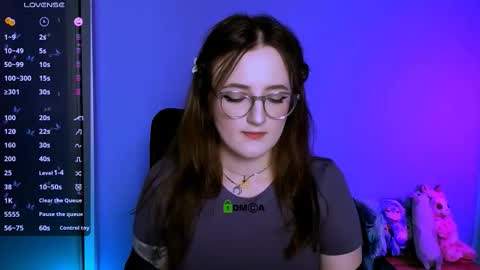 Snapshot of erica_breeze chatting on 11.15.25 your dear Erica online show from 11.15.25