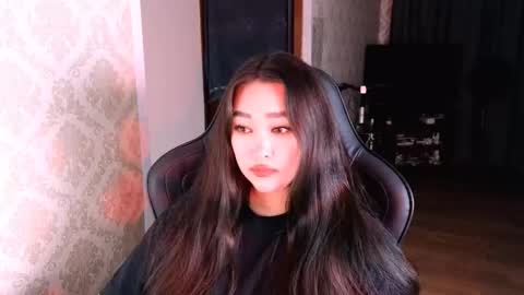 Snapshot of erica_wayne chatting on 01.11.26 Erica Wayne online show from 01.11.26