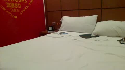 Snapshot of ericareh chatting on 02.12.25 ericareh online show from 02.12.25