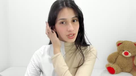 Snapshot of ericbana_ chatting on 02.07.25 Dayanna online show from 02.07.25