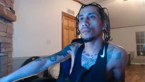 Snapshot of erick_martinezz chatting on 03.12.26 erick online show from 03.12.26