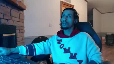 Snapshot of erick_martinezz chatting on 03.26.26 erick online show from 03.26.26