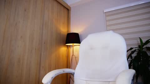 Erick Thompson online show from 12.20.24