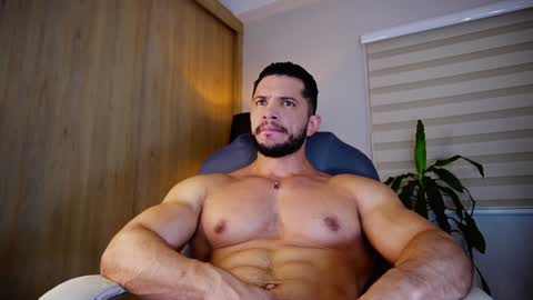 Erick Thompson online show from 01.18.25