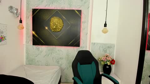   online show from 01.31.25