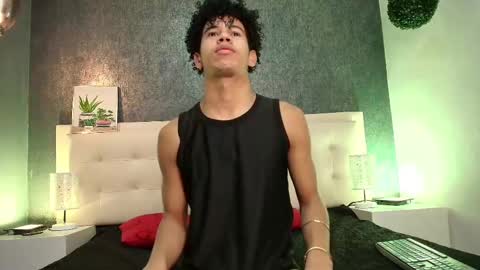   online show from 03.06.25