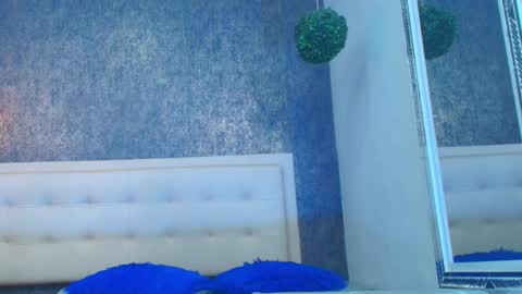   online show from 10.22.25