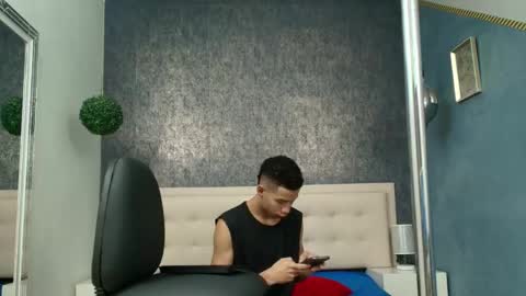   online show from 05.01.26