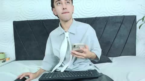 Snapshot of erickblaze_wm chatting on 02.03.25 Erick online show from 02.03.25