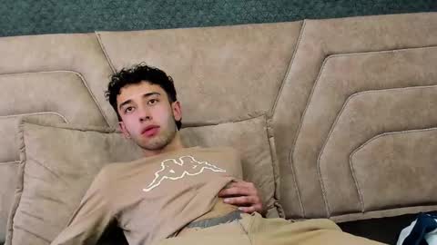 Snapshot of erickblaze_wm chatting on 02.06.25 Erick online show from 02.06.25