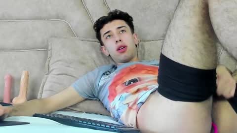 Snapshot of erickblaze_wm chatting on 02.08.25 Erick online show from 02.08.25