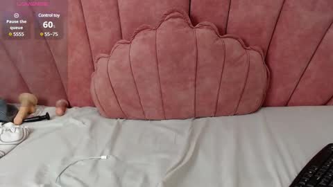 Snapshot of erickblaze_wm chatting on 02.11.25 Erick online show from 02.11.25