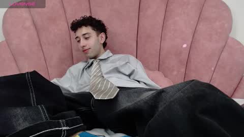 Snapshot of erickblaze_wm chatting on 02.13.25 Erick online show from 02.13.25