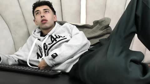 Snapshot of erickblaze_wm chatting on 02.18.25 Erick online show from 02.18.25