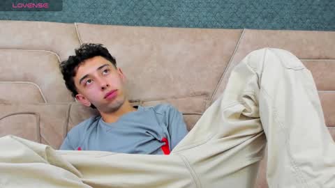 Snapshot of erickblaze_wm chatting on 02.19.25 Erick online show from 02.19.25