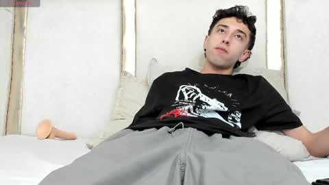 Snapshot of erickblaze_wm chatting on 02.24.25 Erick online show from 02.24.25