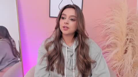 Snapshot of erika_mendez1 chatting on 02.01.25 Erika Mendez online show from 02.01.25