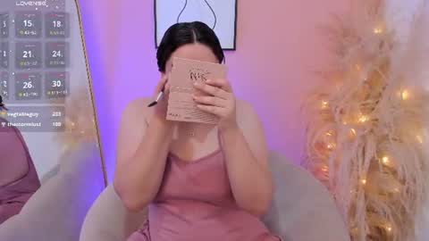 Snapshot of erika_mendez1 chatting on 06.20.26 Erika Mendez online show from 06.20.26